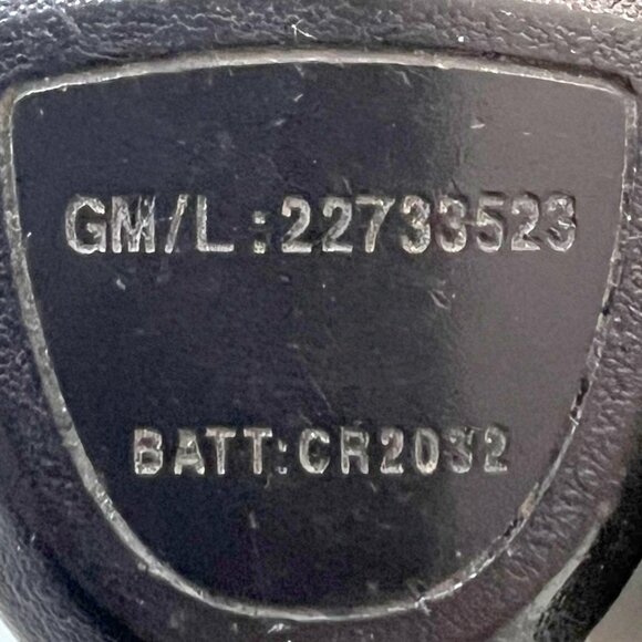 2004-2012 GM / 2 x 4-Button Keyless Entry Remotes / PN: 22733523 - Picture 4 of 5